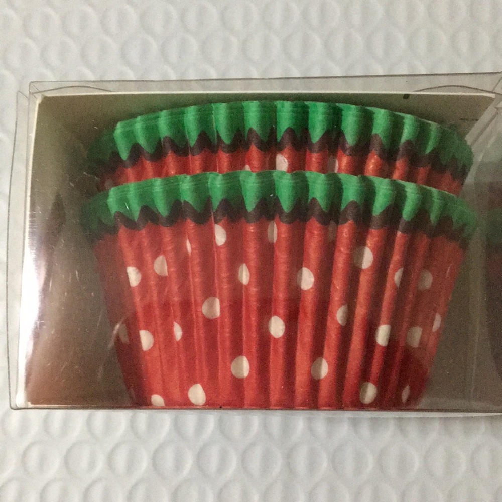 Cupcake Creations Baking Cups White Dots on Red